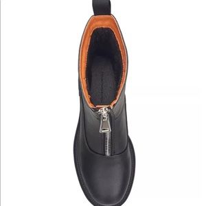 French Connection
Women's Julie Front Zipper Boots. Available in Size 8.5 & 9.